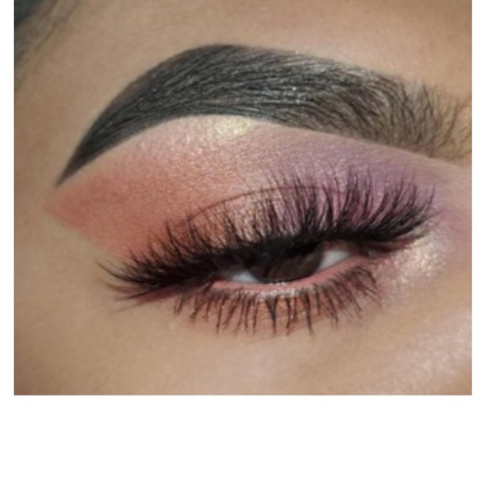 KAB COSMETICS DAY + NIGHT Eyeshadow Palette‎ 18 shades (matte & shimmer)